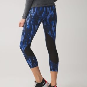 Lululemon pace rival crop